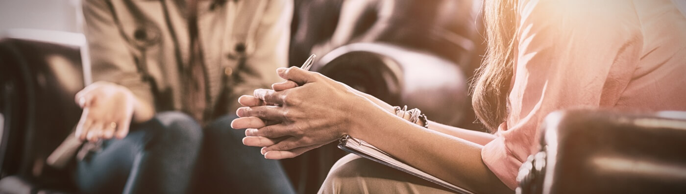 psychologist counseling patient